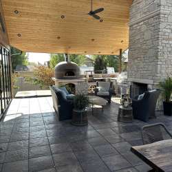 Cocoa Mélange luxury concrete patio decking